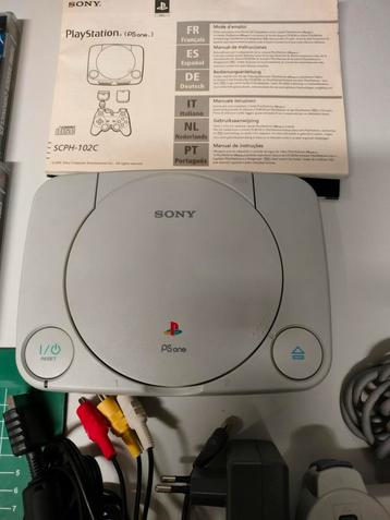 Playstation 1 console en spelletjes  beschikbaar voor biedingen