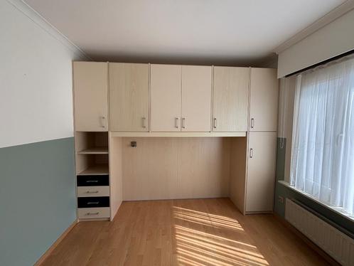 Kleerkast (met bijhorend bedframe én lattenbodem), Huis en Inrichting, Slaapkamer | Complete slaapkamers, Gebruikt, Eenpersoons