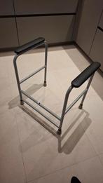 Toiletsteun toiletframe, Ophalen