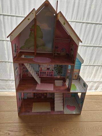Kidcraft poppenhuis beschikbaar voor biedingen