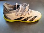 Voetbalschoenen Adidas Predator TF ground size 34 & 38, Kleding | Heren, Schoenen, Ophalen of Verzenden, Adidas, Gedragen, Wit