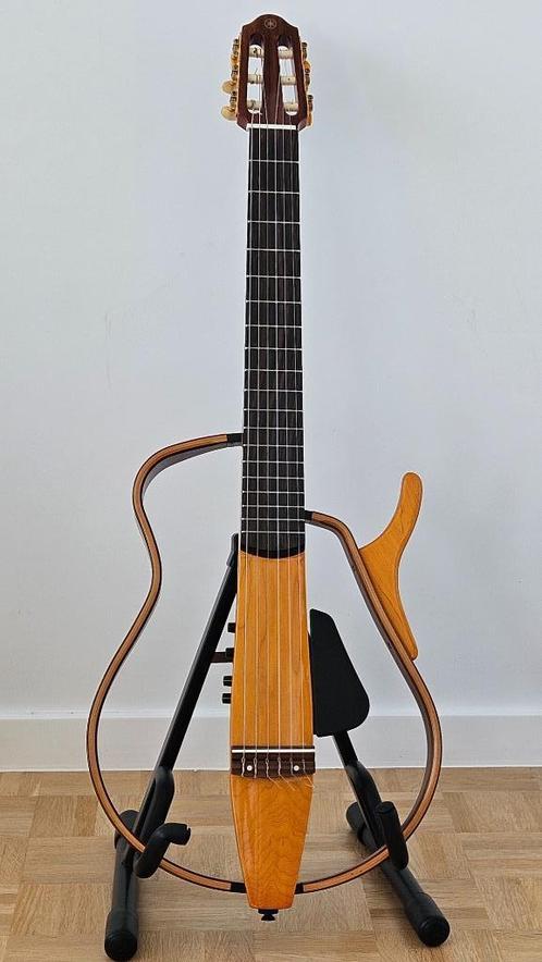 Yamaha Silent Guitar, Muziek en Instrumenten, Snaarinstrumenten | Gitaren | Akoestisch, Zo goed als nieuw, Klassieke of Spaanse gitaar