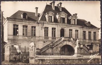 FRANKRIJK - Vauxaillon: La Mairie beschikbaar voor biedingen