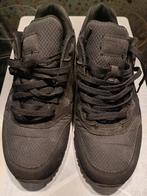 Fila maat 44, Kleding | Heren, Schoenen, Ophalen of Verzenden, Zo goed als nieuw, Sneakers