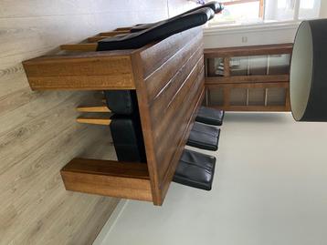 Mooie robuuste houten eettafel weinig gebruikt, Huis en Inrichting, Ophalen, Gebruikt, Eikenhout, 200 cm of meer