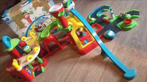 Beeb beep luchthaven + garage + overweg., Enfants & Bébés, Jouets | Vtech, Comme neuf, Enlèvement ou Envoi