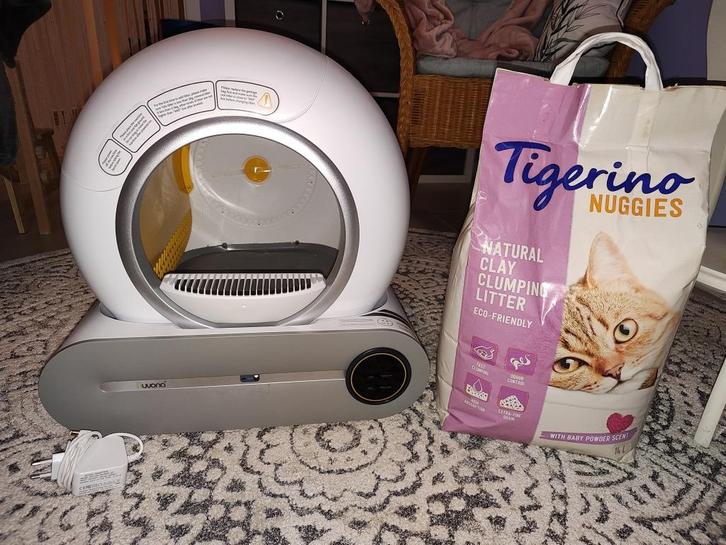 Automatische kattenbak Nuvona 65L, Dieren en Toebehoren, Kattenbakken, Zo goed als nieuw, Open, Zelfreinigend, Ophalen