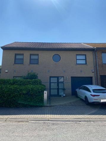 Huis te huur in Halle, 4 slpks beschikbaar voor biedingen