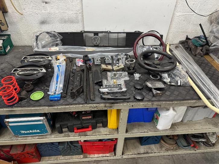 Lot nieuwe en gebruikte onderdelen Golf 1 Jetta 1 Scirocco 1, Auto-onderdelen, Overige Auto-onderdelen, Oldtimer onderdelen, Volkswagen