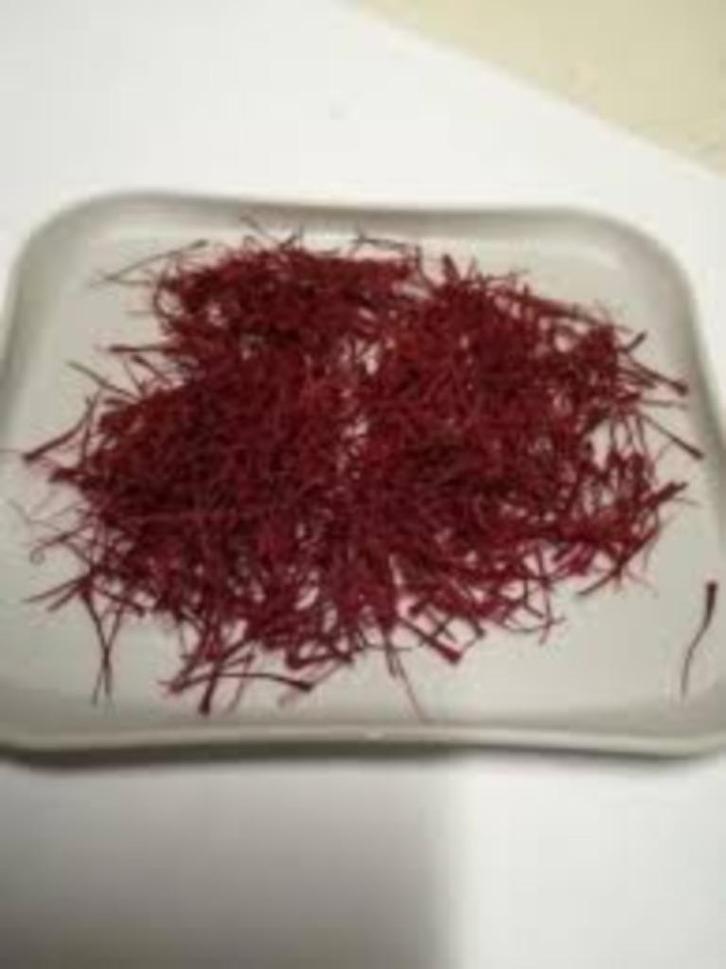 100% pure en natuurlijke saffraan!! Herkomst Iran, Zakelijke goederen, Landbouw | Aardappelen, Groenten, Fruit en Vlees, Ophalen