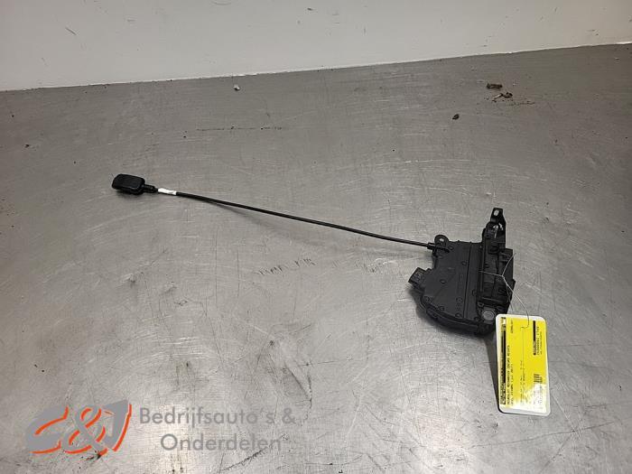 Deurslot Mechaniek 2Deurs rechts van een Opel Vivaro, Auto-onderdelen, Carrosserie, Opel, Gebruikt, 3 maanden garantie, Ophalen of Verzenden