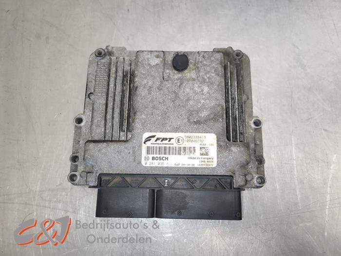 Ordinateur gestion moteur d'un Iveco New Daily, Autos : Pièces & Accessoires, -, 3 mois de garantie, Utilisé, Autres marques automobiles