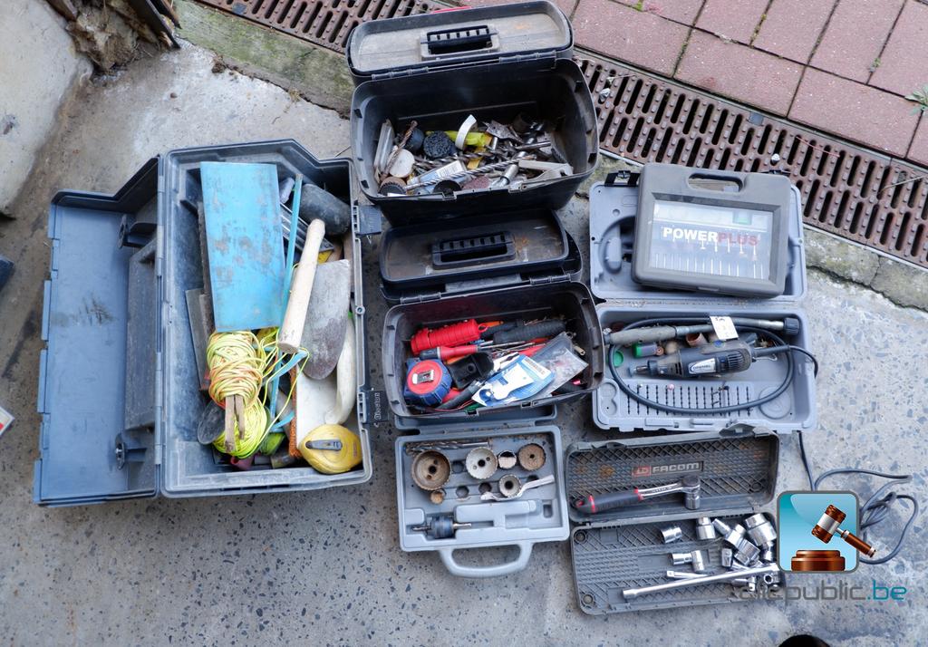 GRATIS OPHALEN – OPRUIMING HUIS / GARAGE, Bricolage & Construction, Outillage | Outillage à main, Utilisé, Enlèvement