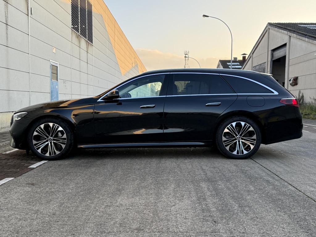 Mercedes-Benz E-Klasse 300 E Break Luxury Line | Trekhaak |, Auto's, Mercedes-Benz, Automaat, 4 cilinders, Plug-in hybride, 5 deurs