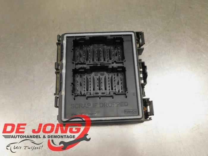 Boîte à fusibles d'un Ford Fiesta, -, 3 mois de garantie, -, -