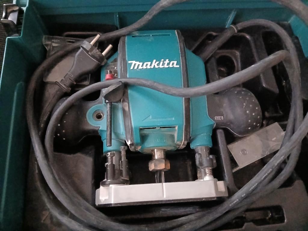 Bovenfrees makita, Bricolage & Construction, Outillage | Fraiseuses, Électrique, Routeur, Comme neuf, Enlèvement