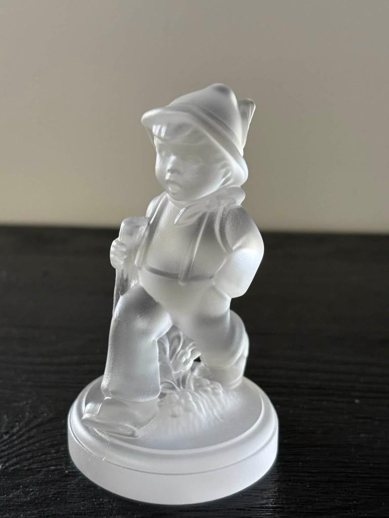 Hummel Goebel chrystal, wandelaar jongen, Ophalen of Verzenden, Zo goed als nieuw, Hummel