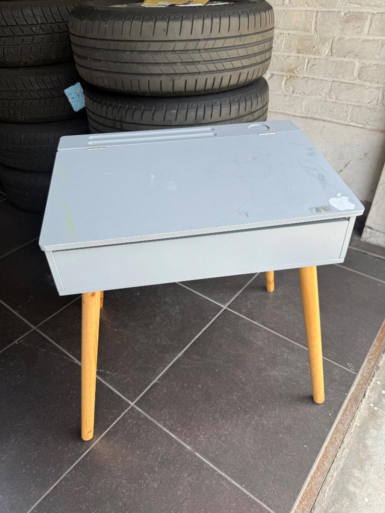 Bureau voor kinderen Gratis!, Ophalen, Gebruikt, Hout, Kinderbureau