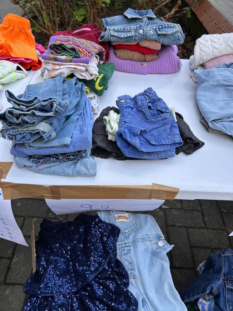 Set meisjeskleren maat 92, Kinderen en Baby's, Babykleding | Baby-kledingpakketten, Ophalen, Zo goed als nieuw