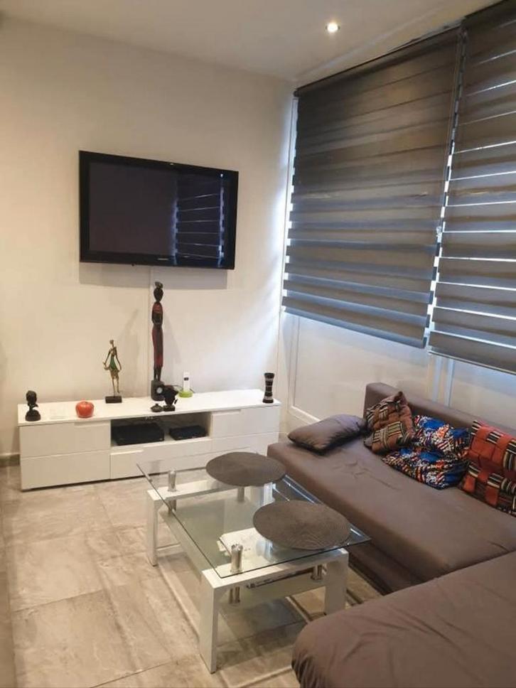 Rez-de-chaussée commercial à Namur, Immo, Maisons à vendre