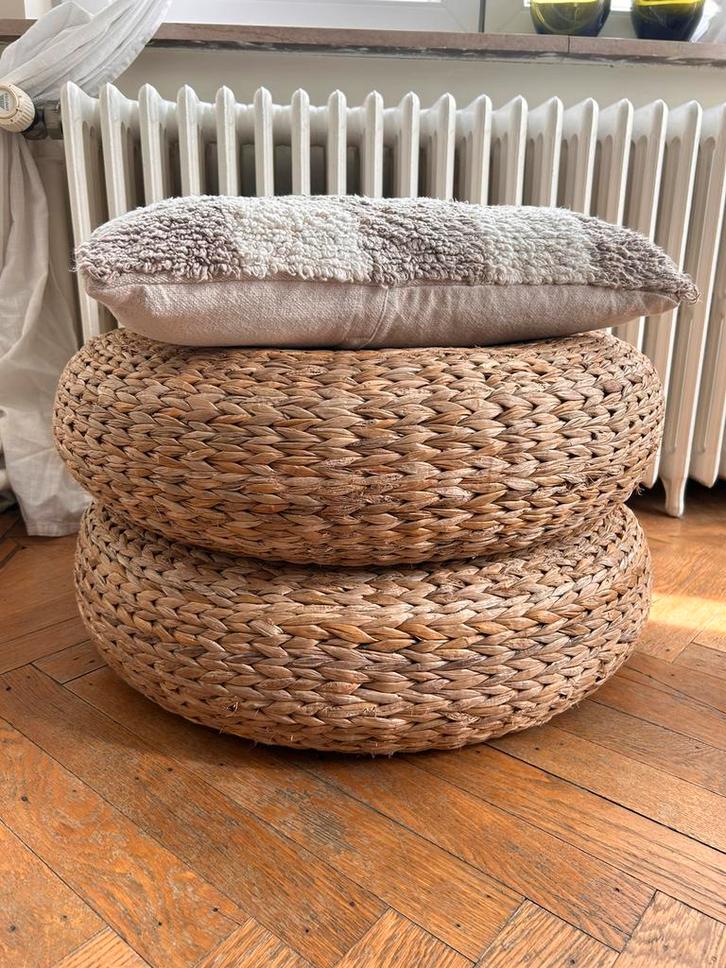 2 poufs en rotin IKEA ALSÉDA, Huis en Inrichting, Zetels | Voetbanken en poefs, Gebruikt, Ophalen