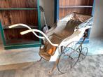 très ancienne poussette du début des années 1900, Enlèvement