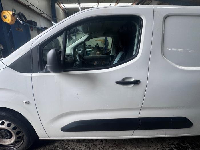 Portier 2Deurs links van een Peugeot Partner (EWP), Auto-onderdelen, Gebruikt, -, Deur, -