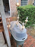 Écoutez, Enlèvement