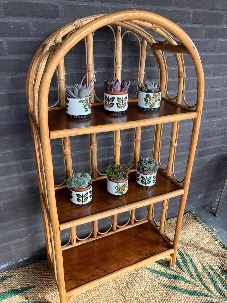 Vintage rotan boog wandrek met 3 leggers, Huis en Inrichting, Ophalen, Gebruikt
