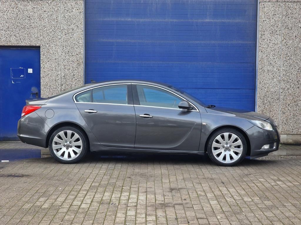 Opel insignia/121.000km/AUTOMAAT/Garantie, Auto's, Bedrijf, Diesel, Parkeersensor, Insignia