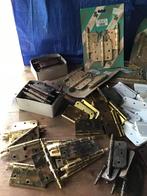 Lot de charnière diverse, Bricolage & Construction, Comme neuf