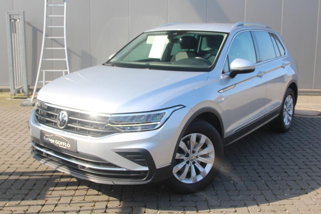 Volkswagen Tiguan 1.5 TSI DSG - 99.900KM - 2021, Argent ou Gris, Achat, Carnet d'entretien, https://public.car-pass.be/vhr/5aa3ebef-9a87-4295-adc1-869966717167