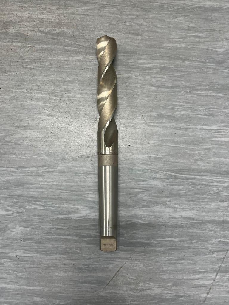 Une mèche à vendre, Enlèvement