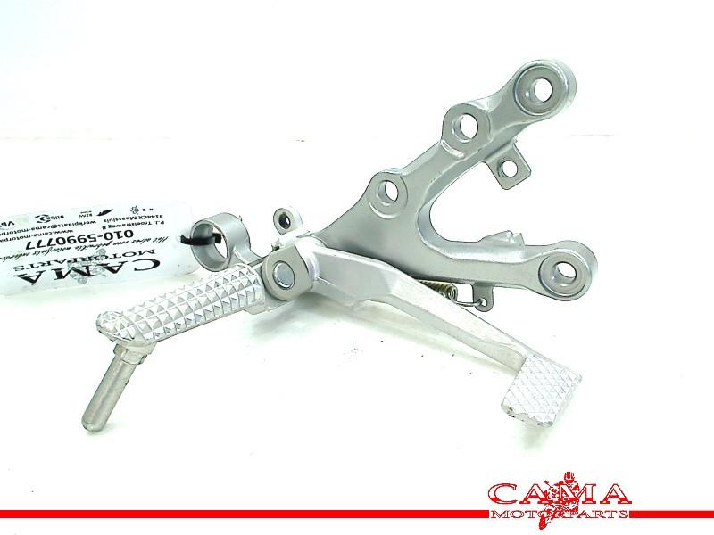 SCHETSPLAAT RECHTS VOOR YZF R6 2008-2013 (YZF-R6 13S 1JS), Dhr. S. di Majo, Gebruikt, Info@cama-motorparts.nl, P.J. Troelstraweg 8 8
3144 CX  MAASSLUIS, NL