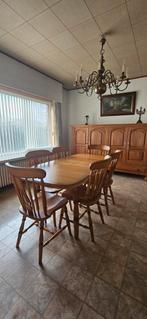 Eetkamer en salon met salontafel., Huis en Inrichting, Ophalen