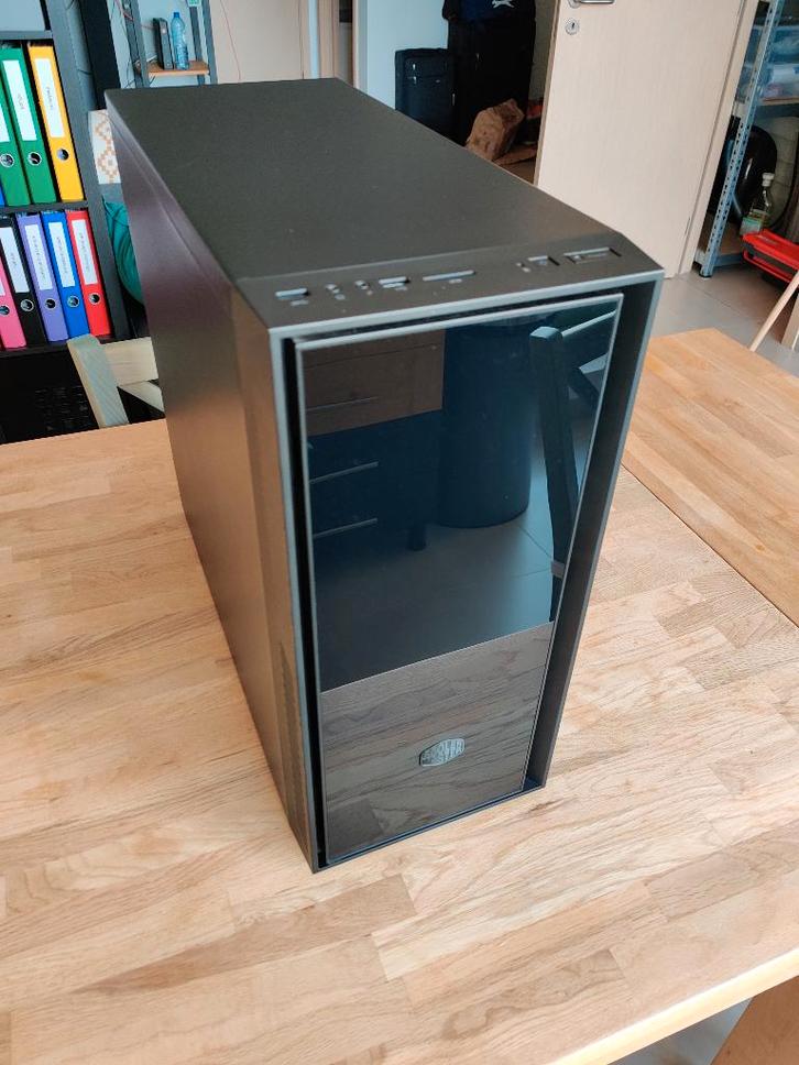 Boîtier ATX Cooler Master Silencio 550 + Alim SeaSonic 650W, Informatique & Logiciels, Boîtiers d'ordinateurs, Utilisé, Enlèvement