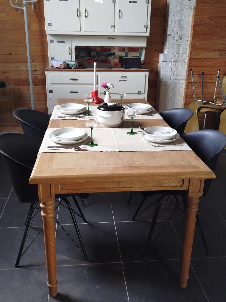 Klassieke landelijke tafel, Huis en Inrichting, Tafels | Eettafels, Gebruikt, 50 tot 100 cm, 150 tot 200 cm, Vijf personen of meer