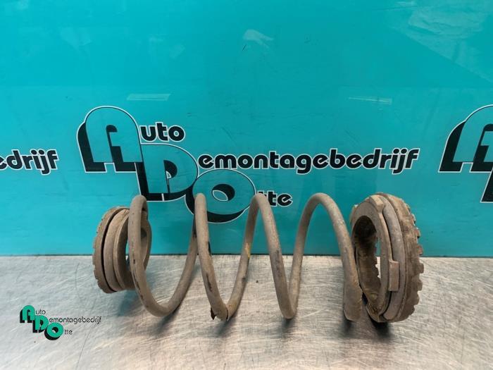 Schroefveer achter van een Fiat Punto Evo (Punto Evo 08-), Auto-onderdelen, Ophanging en Onderstel, Fiat, Gebruikt, 3 maanden garantie