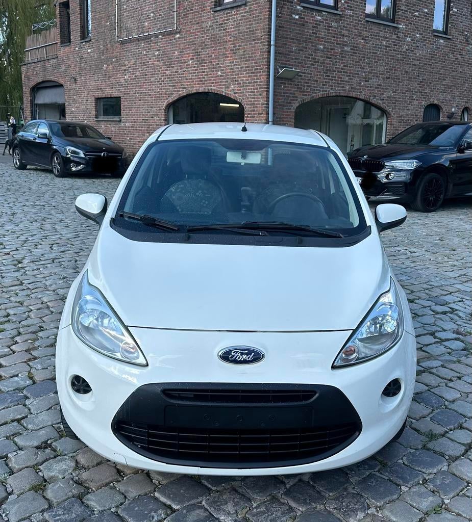 Ford ka benzine gekeurd, Autos, Ford, Particulier, Ka, ABS, Ordinateur de bord, Essence, Euro 4, Hatchback, 3 portes, Boîte manuelle