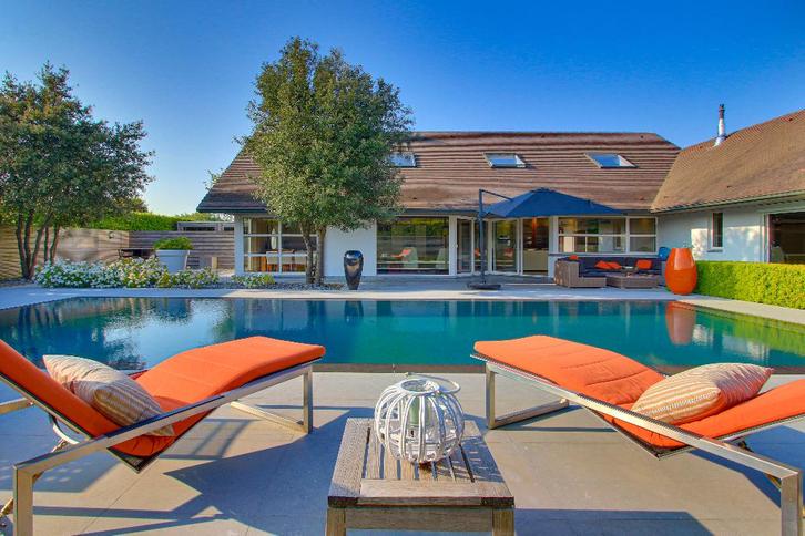 Royal Botania Ninix Ligbed 2 stuks!, Tuin en Terras, Ligbedden, Zo goed als nieuw, Aluminium, Verstelbaar, Verrijdbaar, Ophalen