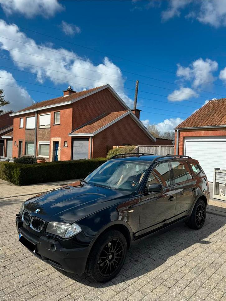 Bmw X3 2.0D 150ch X-Drive, Autos, BMW, Particulier, X3, Diesel, Euro 4, SUV ou Tout-terrain, Boîte manuelle, Noir, Autres couleurs