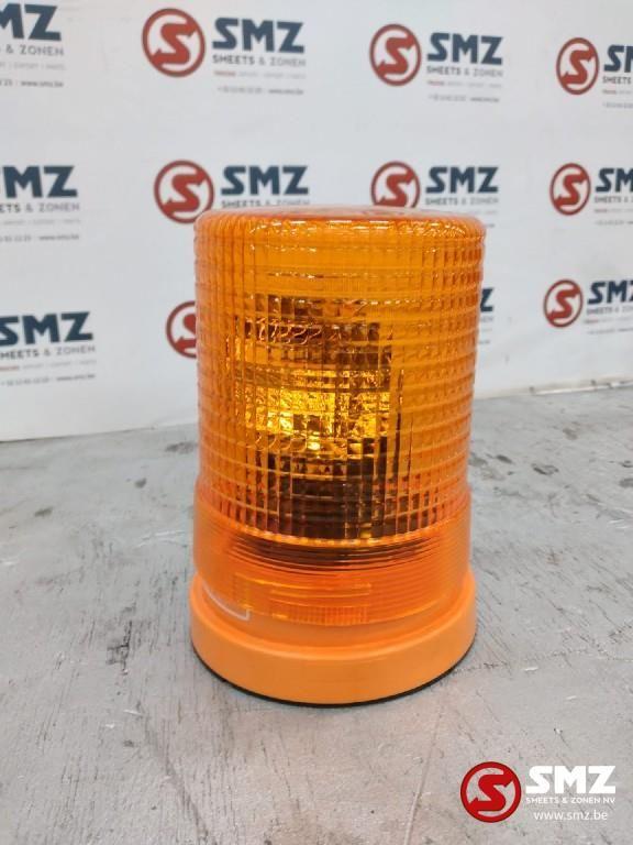 Occ gyrophare Hella KL 700 24V 70W, Utilisé, Autres marques, Éclairage