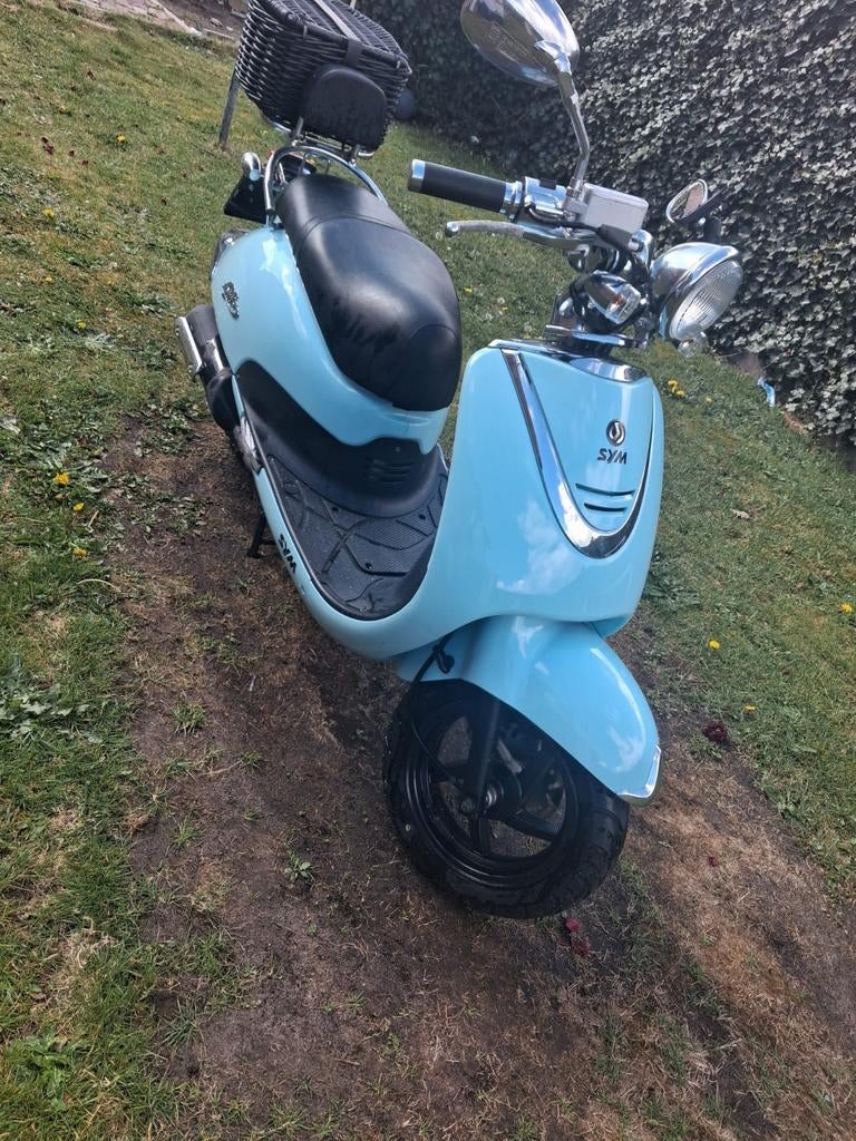 Scooter sym alloo 125cc, Vélos & Vélomoteurs, Scooters | SYM, Enlèvement