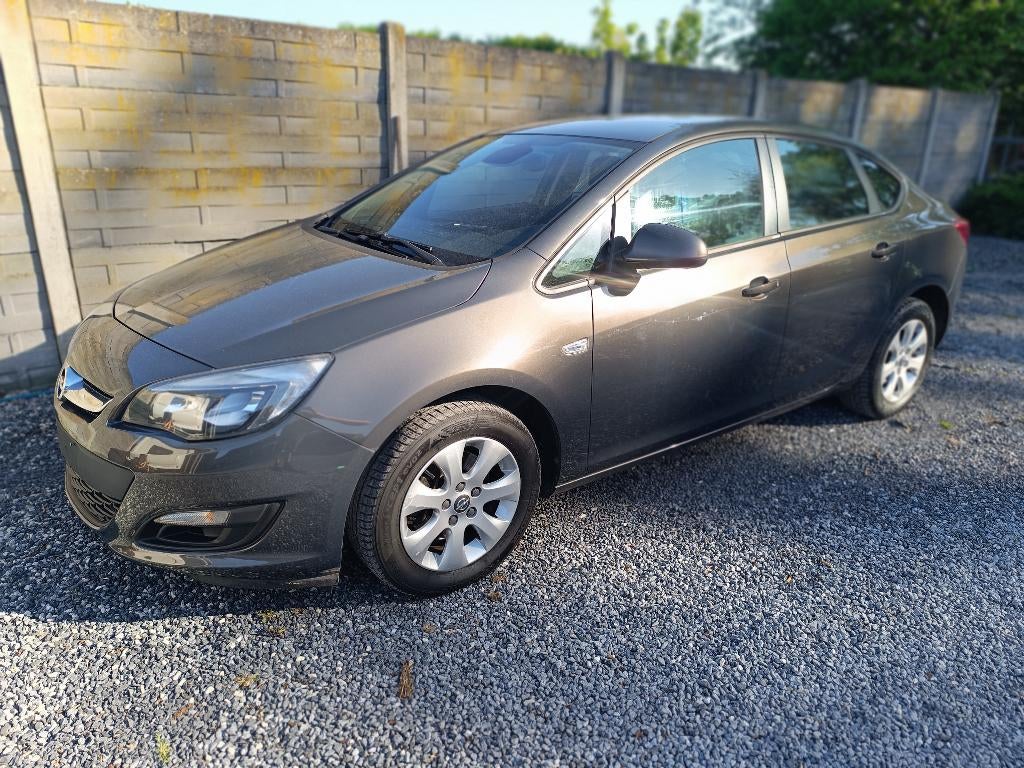 Opel Astra 17cdti, Voorwielaandrijving, Euro 5, Zwart, 4 cilinders