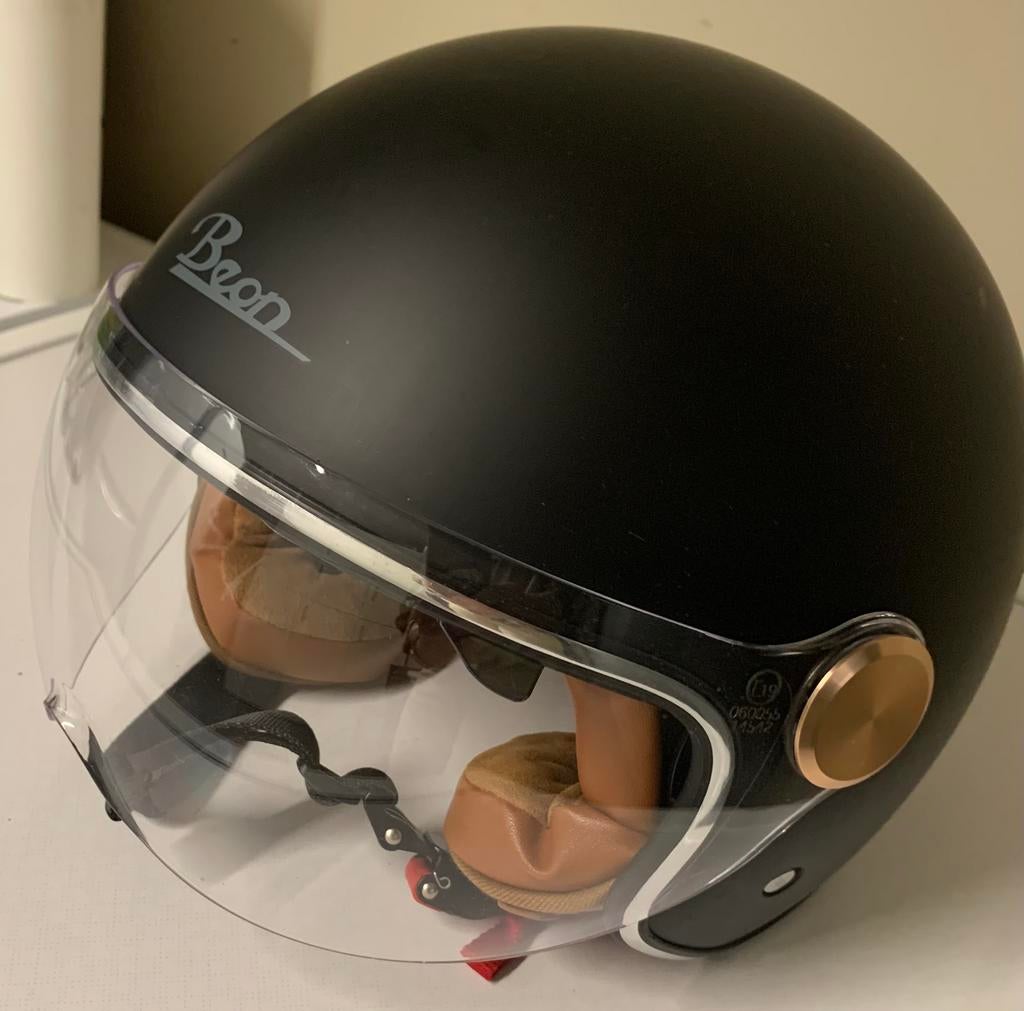 Te koop moter helm, Fietsen en Brommers, Ophalen, Zo goed als nieuw, Medium