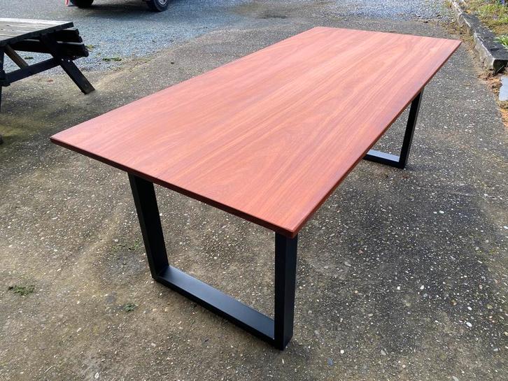 Massieve padoek eettafel 200x90 met U onderstel, Tuin en Terras, Tuintafels, Zo goed als nieuw, Hout, Ophalen of Verzenden