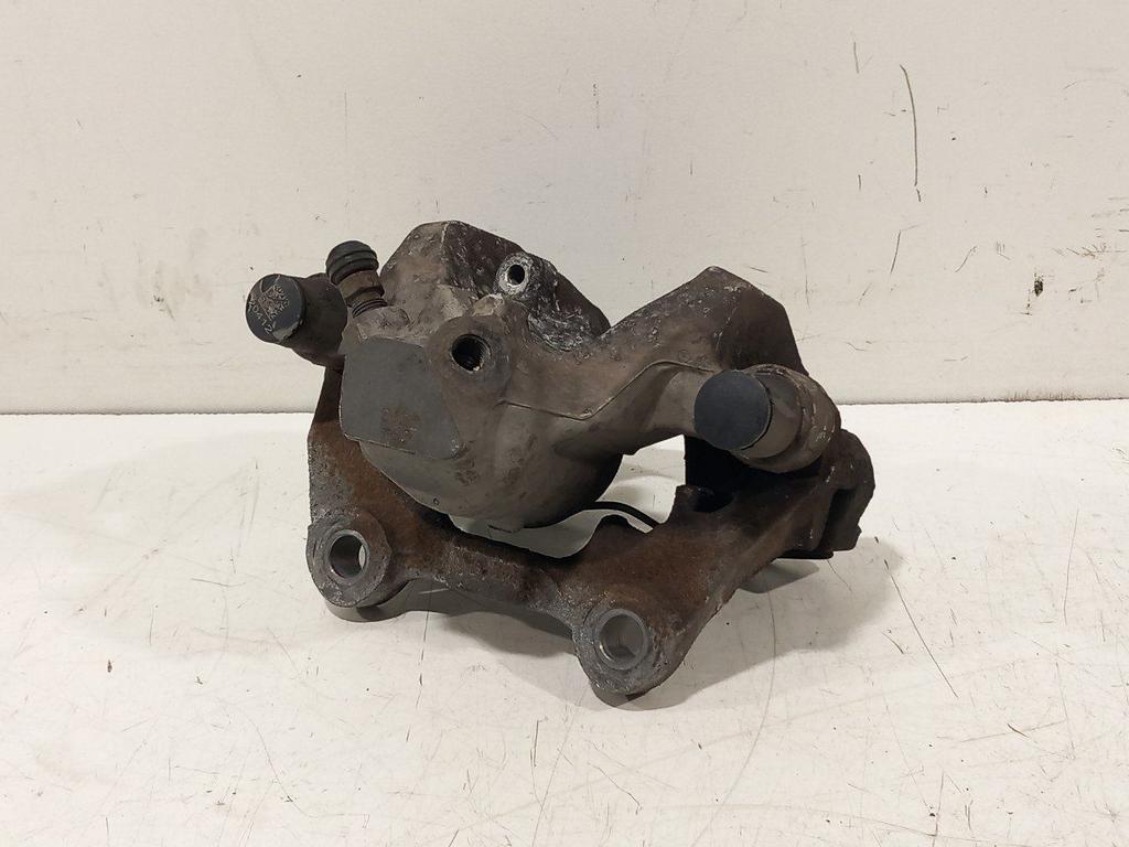 Remklauw rechts achter Mercedes-Benz E-Klasse, Onderdelen@venauto.nl, Van der Ven Autorecycling B.V., Gebruikt, Ettenseweg 76, 4706 PB Roosendaal, The Netherlands