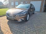 MAZDA 6 2.2 CDTI, https://public.car-pass.be/vhr/2e9ea9ff-53eb-402c-af3e-cf504fc35306, 1800 kg, Boîte manuelle, Entretenue par le concessionnaire