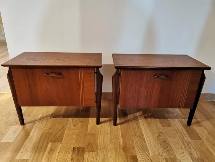 Louis van Teeffelen - Tables de nuit / Nightstands., Antiek en Kunst, Antiek | Meubels | Kasten, Ophalen of Verzenden