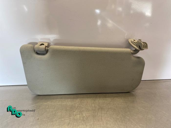 Pare-soleil d'un Kia Rio (Rio 12-), Kia, -, 3 mois de garantie, Utilisé